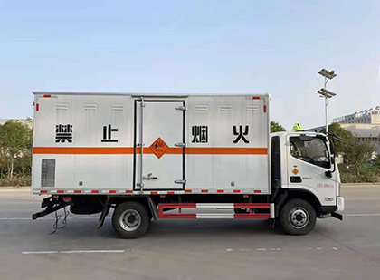 尉氏爆破器材运输车